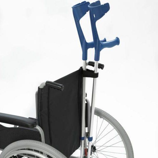 rollstuhl-invacare-action-1-ng-03